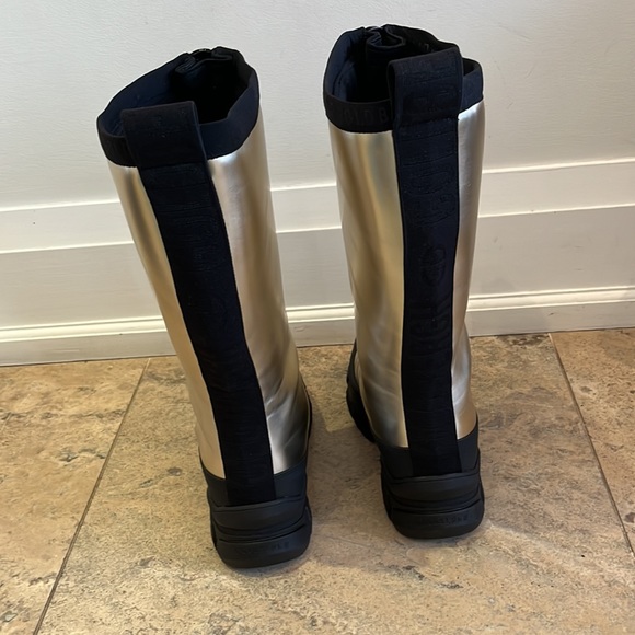 Goldbergh gold and black snow boots - Picture 2 of 9